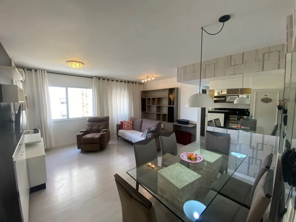 Apartamento com 66m², 2 dormitórios no bairro Partenon em Porto Alegre para Comprar