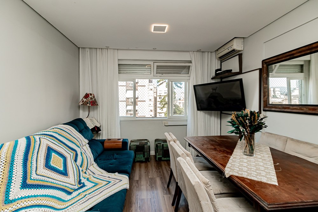 Apartamento com 90m², 3 dormitórios no bairro Centro Histórico em Porto Alegre para Comprar