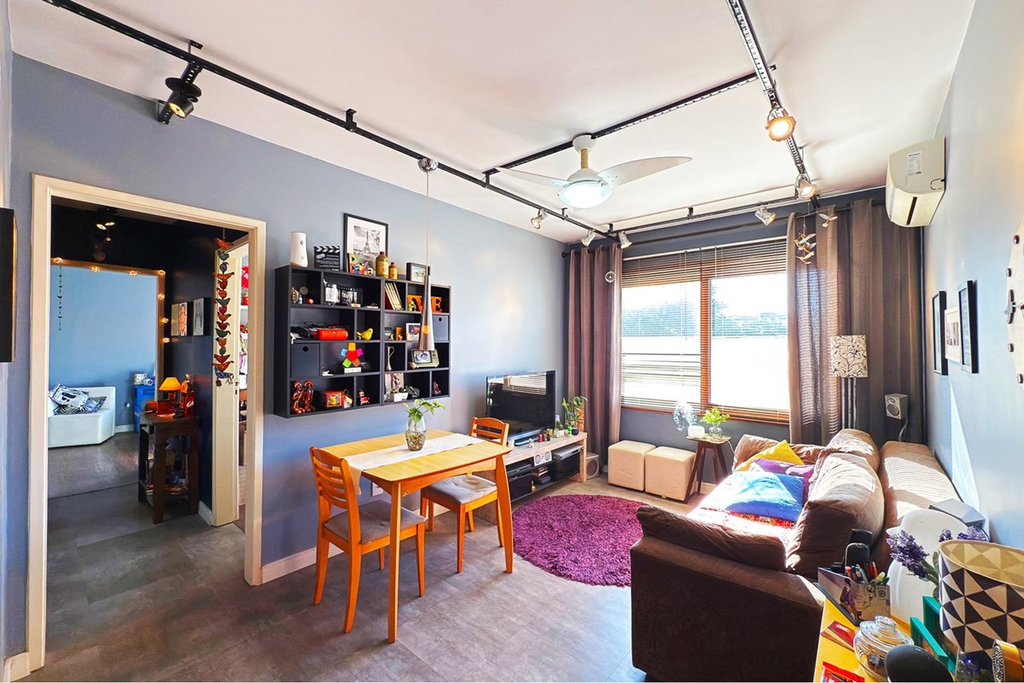 Apartamento com 70m², 2 dormitórios no bairro Menino Deus em Porto Alegre para Comprar