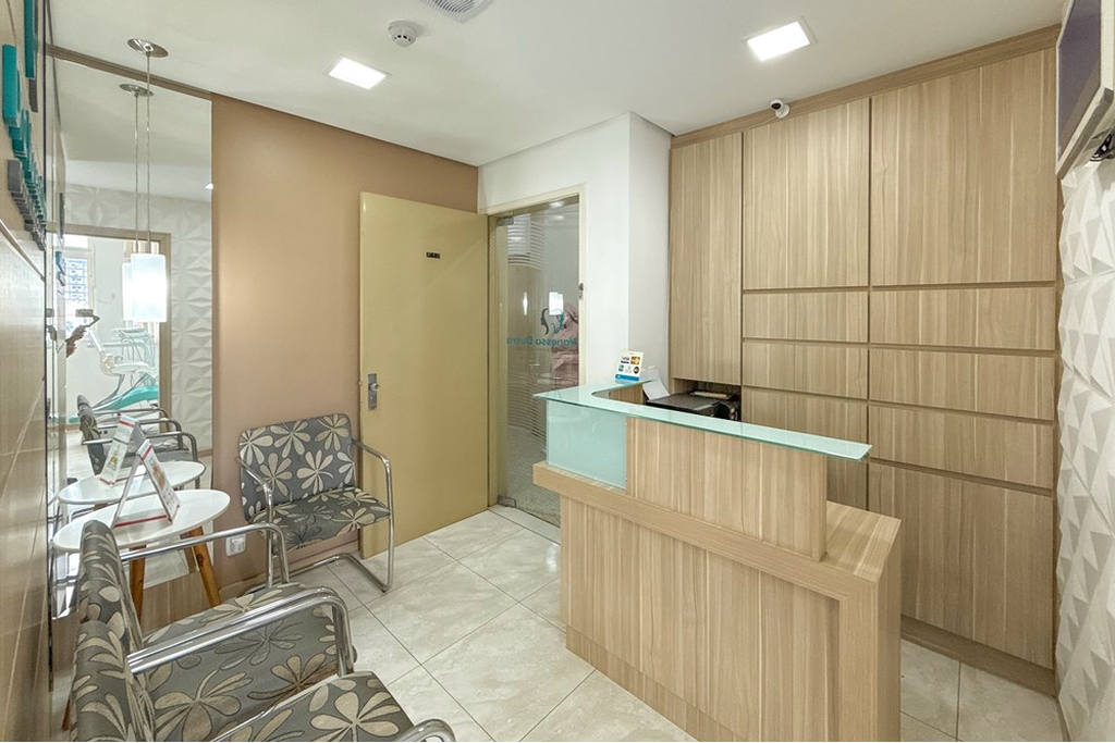 Sala Comercial com 34m² no bairro Centro em Canoas para Comprar