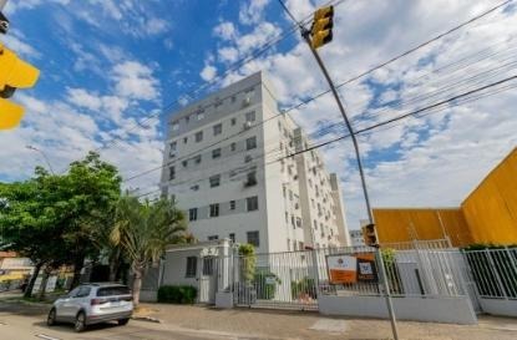Apartamento com 48m², 2 dormitórios no bairro Glória em Porto Alegre para Comprar