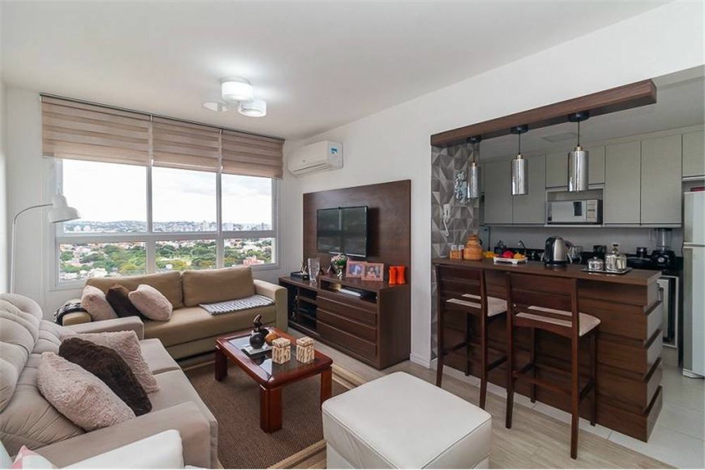 Apartamento com 75m², 3 dormitórios no bairro Jardim Carvalho em Porto Alegre para Comprar