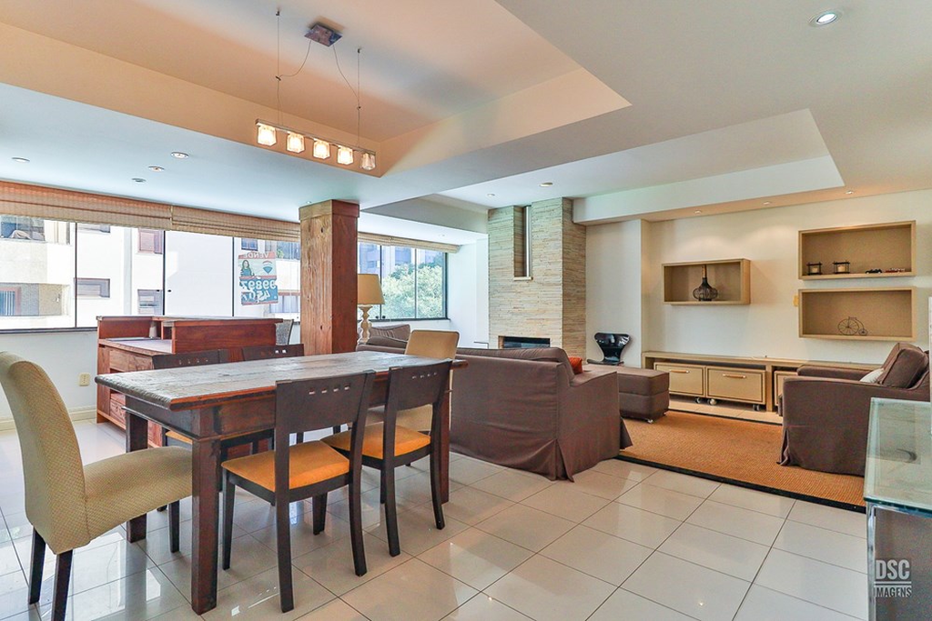 Apartamento com 137m², 3 dormitórios no bairro Petrópolis em Porto Alegre para Comprar