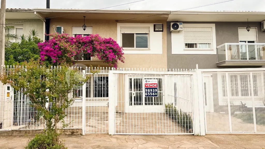 Casa com 252m², 4 dormitórios no bairro Jardim Lindóia em Porto Alegre para Comprar