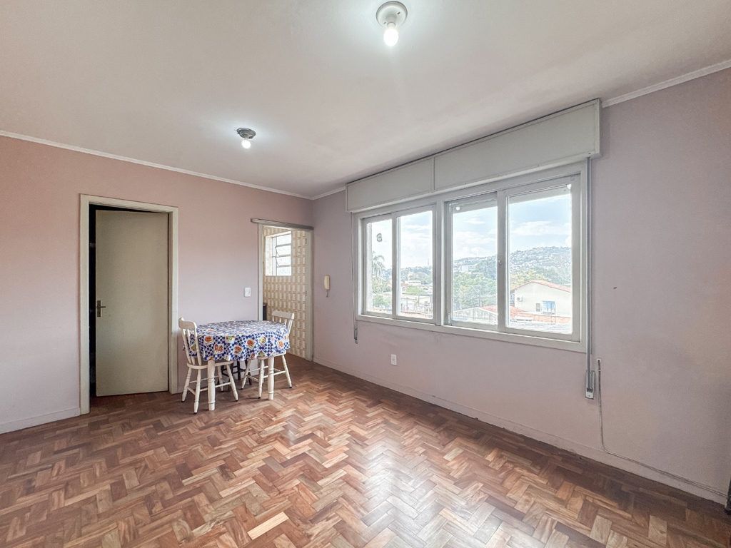 Apartamento com 25m², 1 dormitório no bairro Vila João Pessoa em Porto Alegre para Comprar