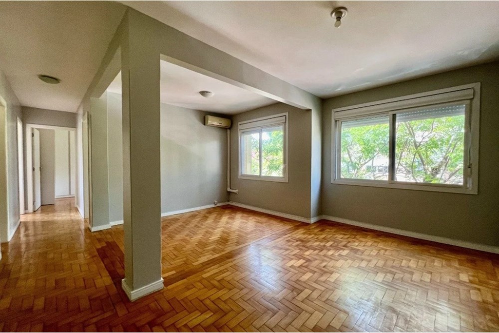 Apartamento com 77m², 3 dormitórios no bairro Jardim Botânico em Porto Alegre para Comprar