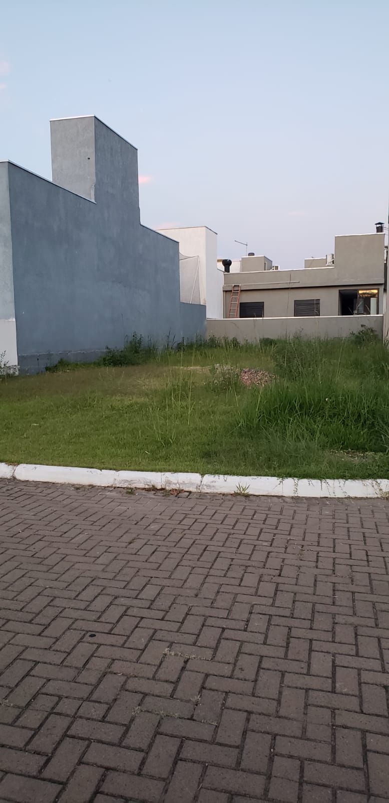 Terreno no bairro Cocão