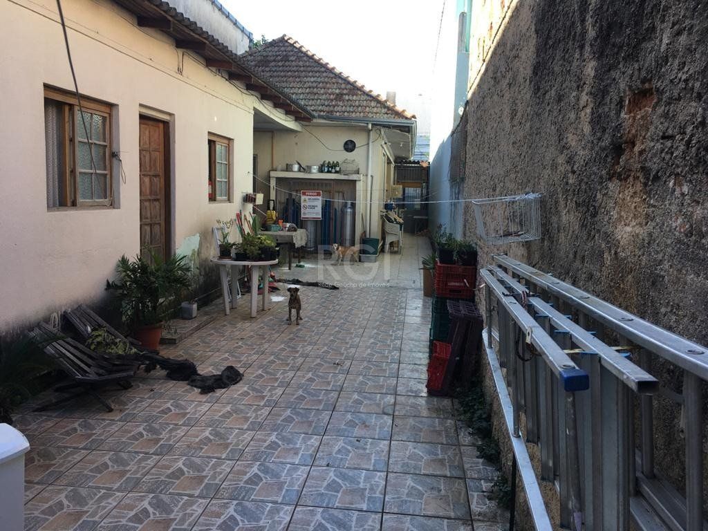 Casa à venda com 4 quartos, 205m² - Foto 9