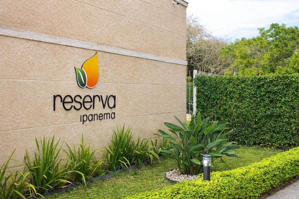 Apartamento com 61m², 3 dormitórios no bairro Ipanema em Porto Alegre para Comprar