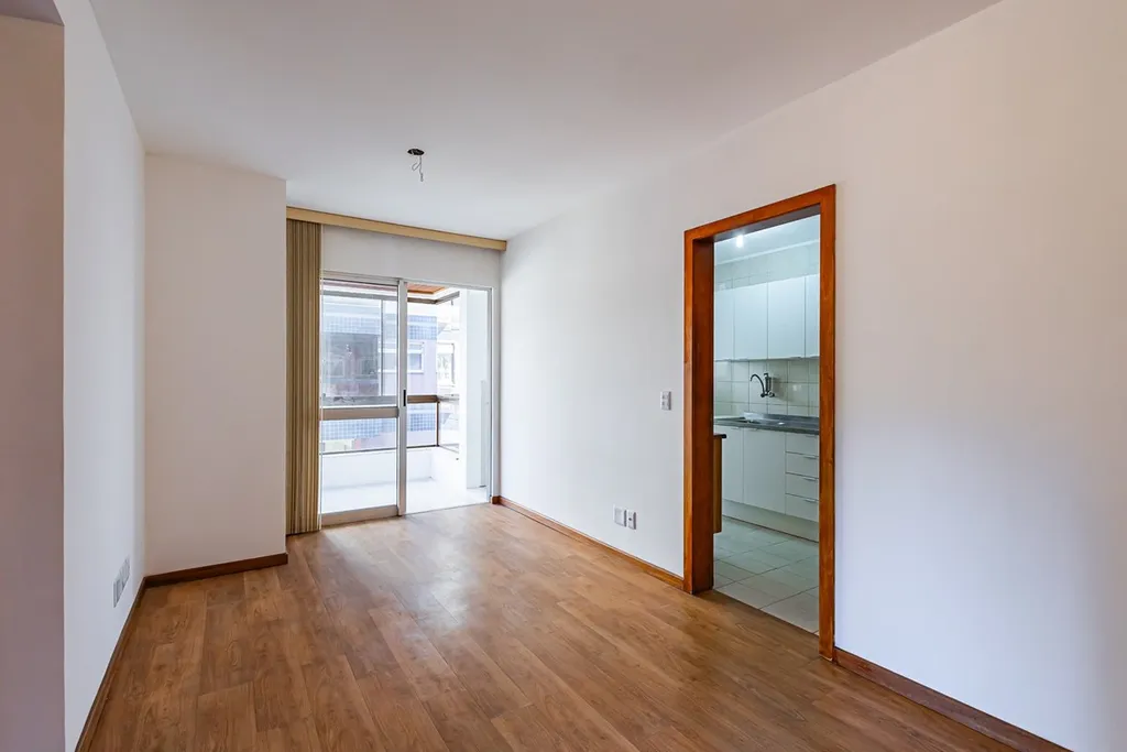 Apartamento com 57m², 2 dormitórios no bairro Partenon em Porto Alegre para Comprar