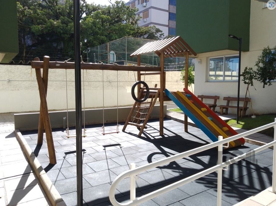 Apartamento à venda com 3 quartos, 70m² - Foto 4