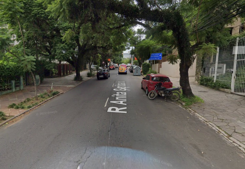 Terreno com 376m² no bairro Auxiliadora em Porto Alegre para Comprar