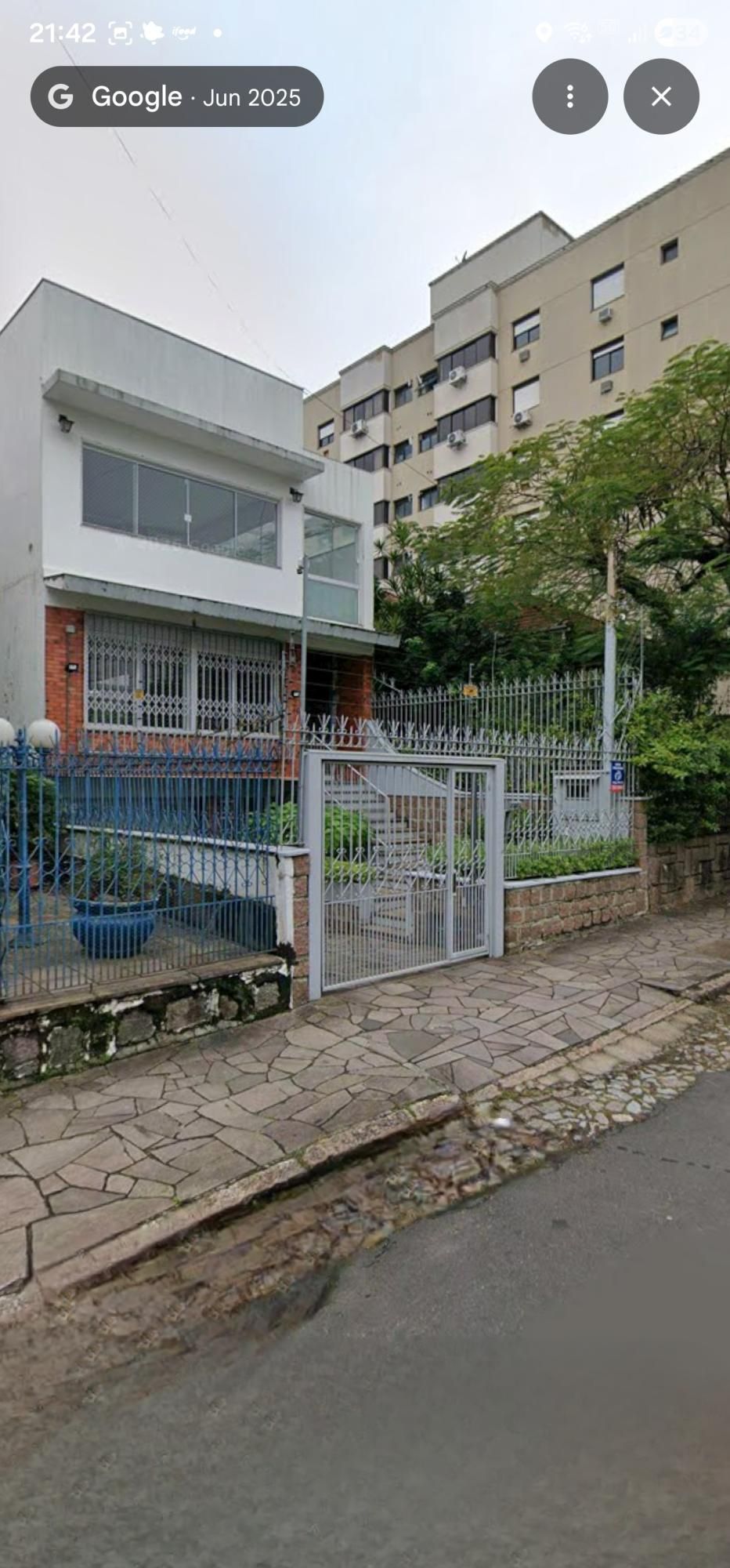 Casa com 295m², 2 dormitórios no bairro São João em Porto Alegre para Comprar