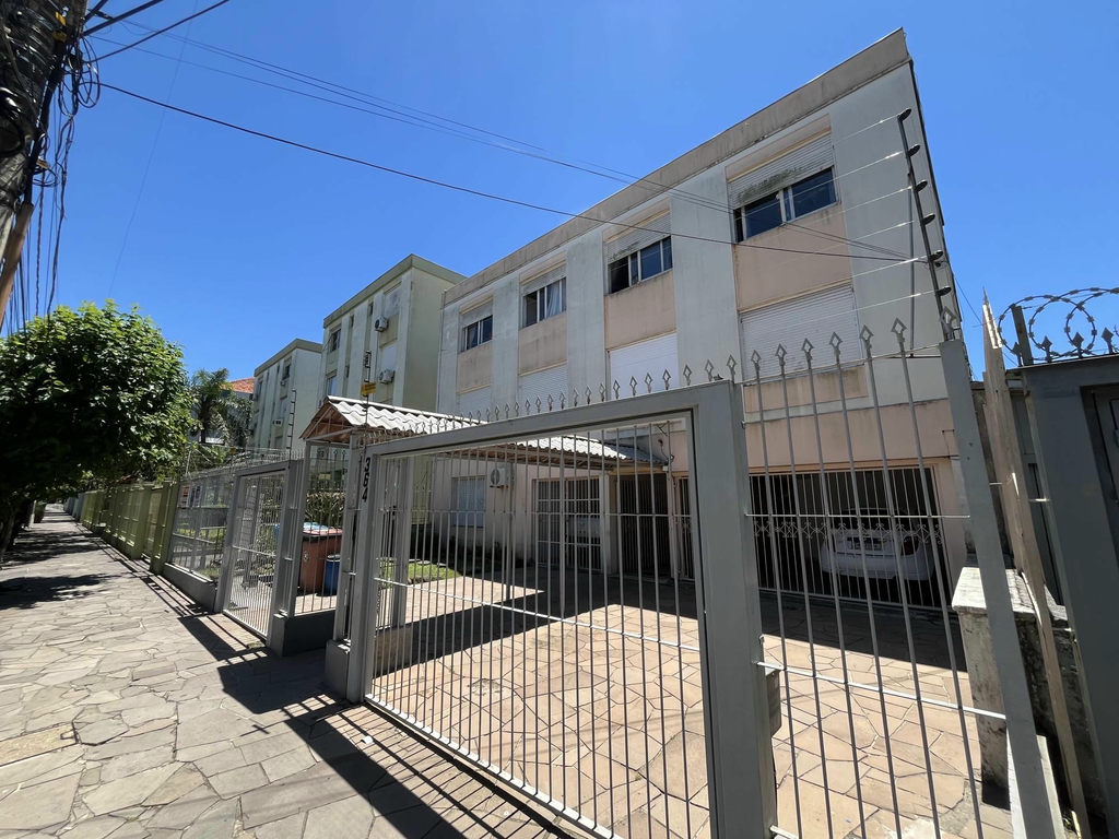 Apartamento com 60m², 2 dormitórios no bairro Cristo Redentor em Porto Alegre para Comprar