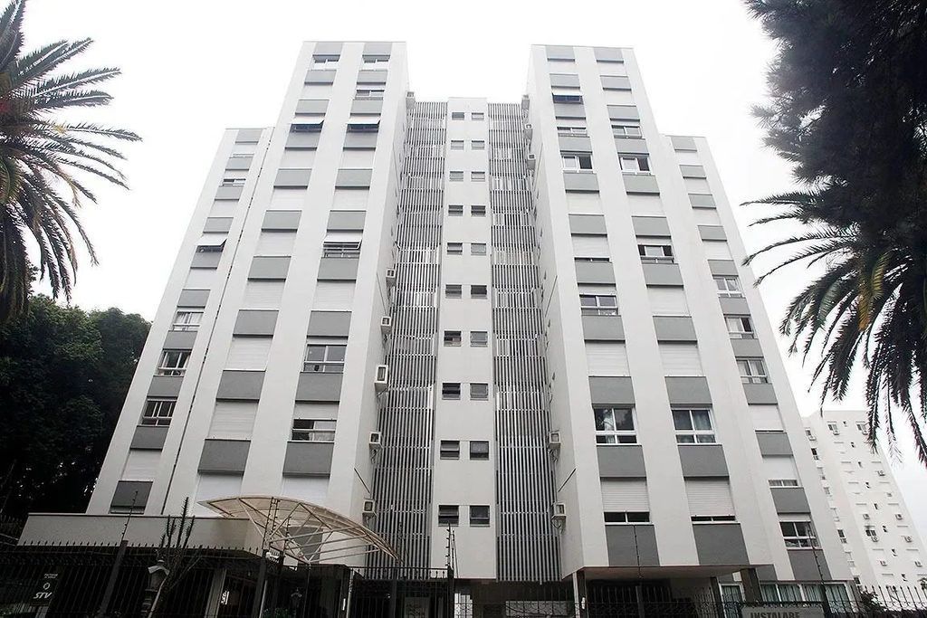 Apartamento com 79m², 2 dormitórios no bairro Petrópolis em Porto Alegre para Comprar