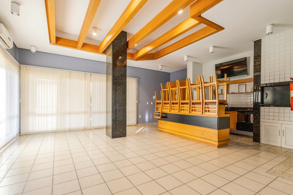 Apartamento com 172m², 3 dormitórios no bairro Petrópolis em Porto Alegre para Comprar