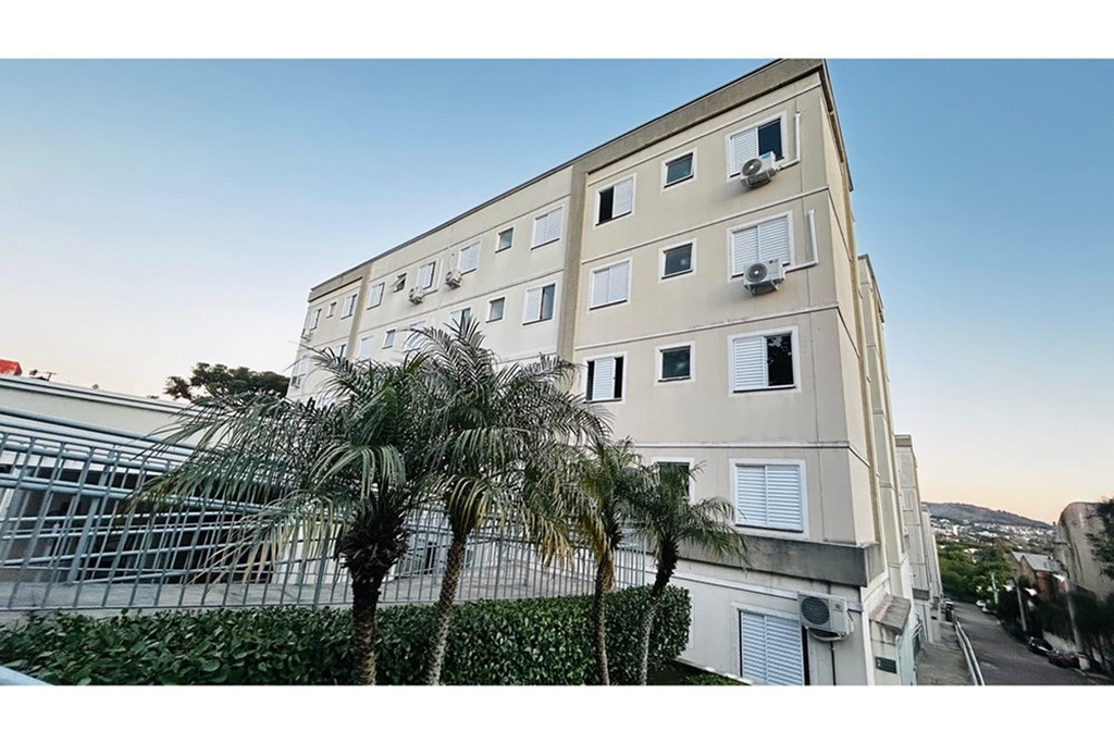 Apartamento com 39m², 2 dormitórios no bairro Vila Nova em Porto Alegre para Comprar