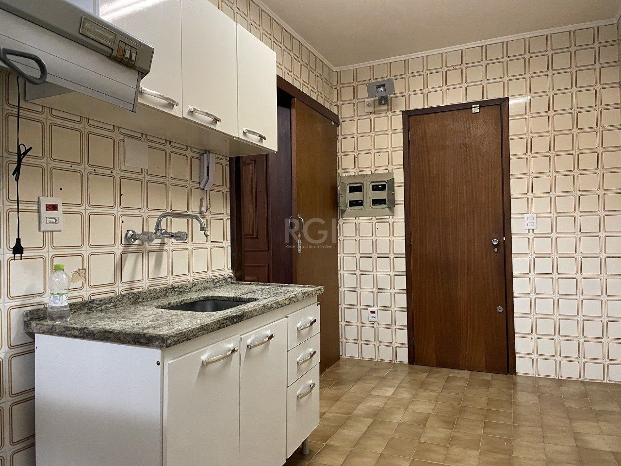 Apartamento à venda com 3 quartos, 87m² - Foto 11