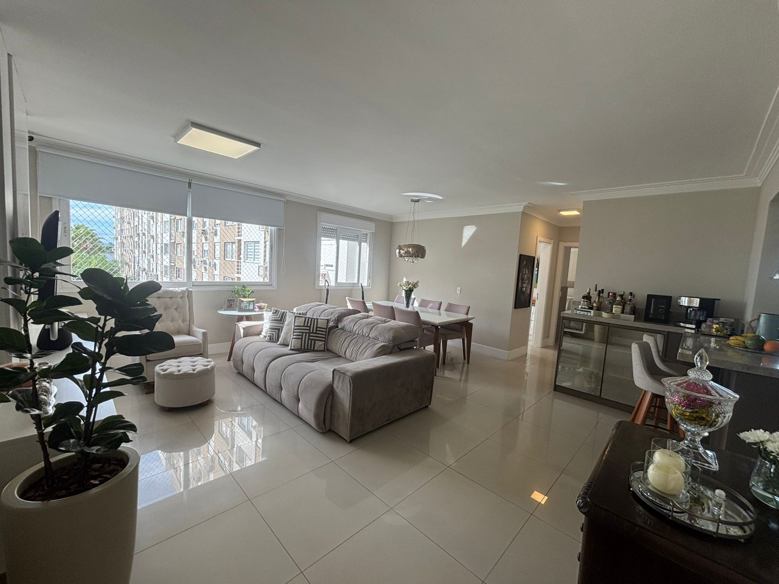 Apartamento no Vida Viva Club, no bairro Marechal Rondon, 3 dormitórios, sendo 01 suíte, living estendido
