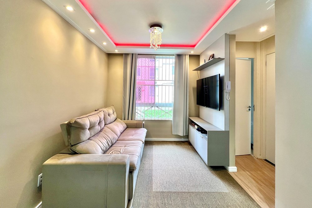 Apartamento com 42m², 2 dormitórios no bairro Fátima em Canoas para Comprar