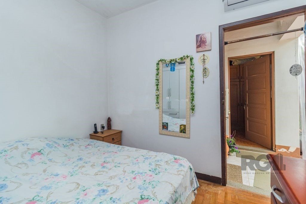 Casa à venda com 4 quartos, 216m² - Foto 11