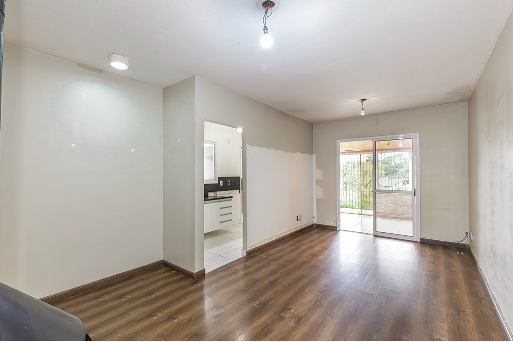 Casa de Condomínio com 85m², 3 dormitórios no bairro Stella Maris em Alvorada para Comprar