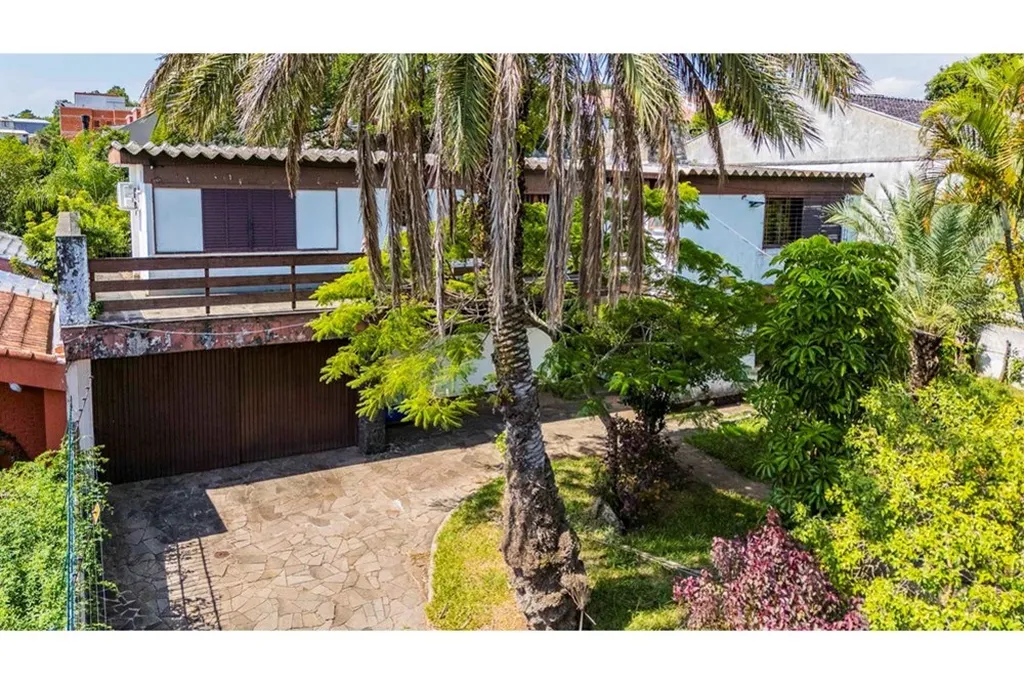 Casa com 1188m², 5 dormitórios no bairro Cristal em Porto Alegre para Comprar