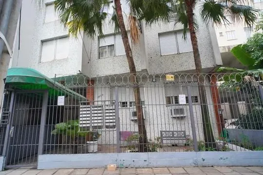 Apartamento, 2 dormitórios no bairro Bom Fim em Porto Alegre para Comprar