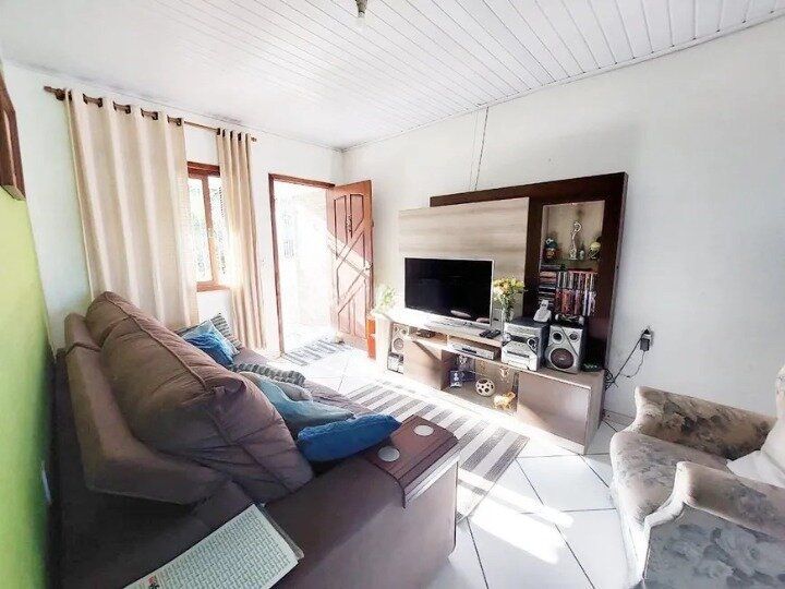 Casa, 3 dormitórios no bairro Jardim Algarve em Alvorada para Comprar