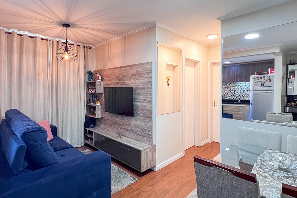 Apartamento com 52m², 2 dormitórios no bairro Fátima em Canoas para Comprar