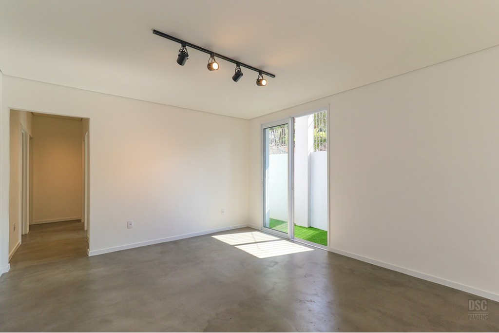 Apartamento com 111m², 3 dormitórios no bairro Mont Serrat em Porto Alegre para Comprar