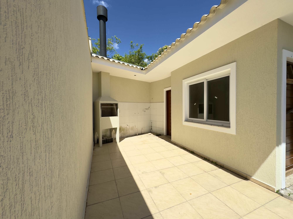 Casa de Condomínio com 63m², 2 dormitórios no bairro Olaria em Canoas para Comprar