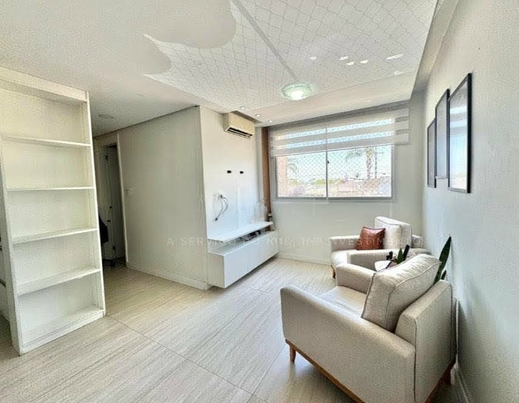 Apartamento com 42m², 2 dormitórios no bairro Sarandi em Porto Alegre para Comprar
