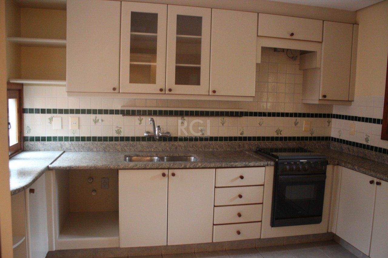 Casa de Condomínio à venda com 4 quartos, 379m² - Foto 24