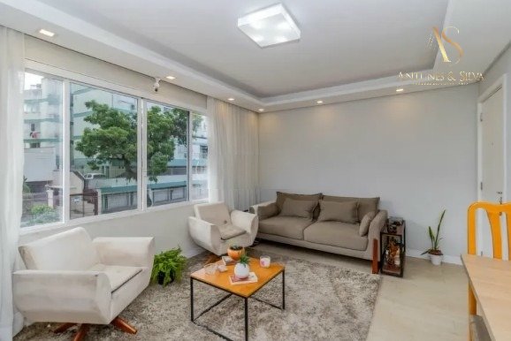 Apartamento com 103m², 3 dormitórios no bairro Cristo Redentor em Porto Alegre para Comprar