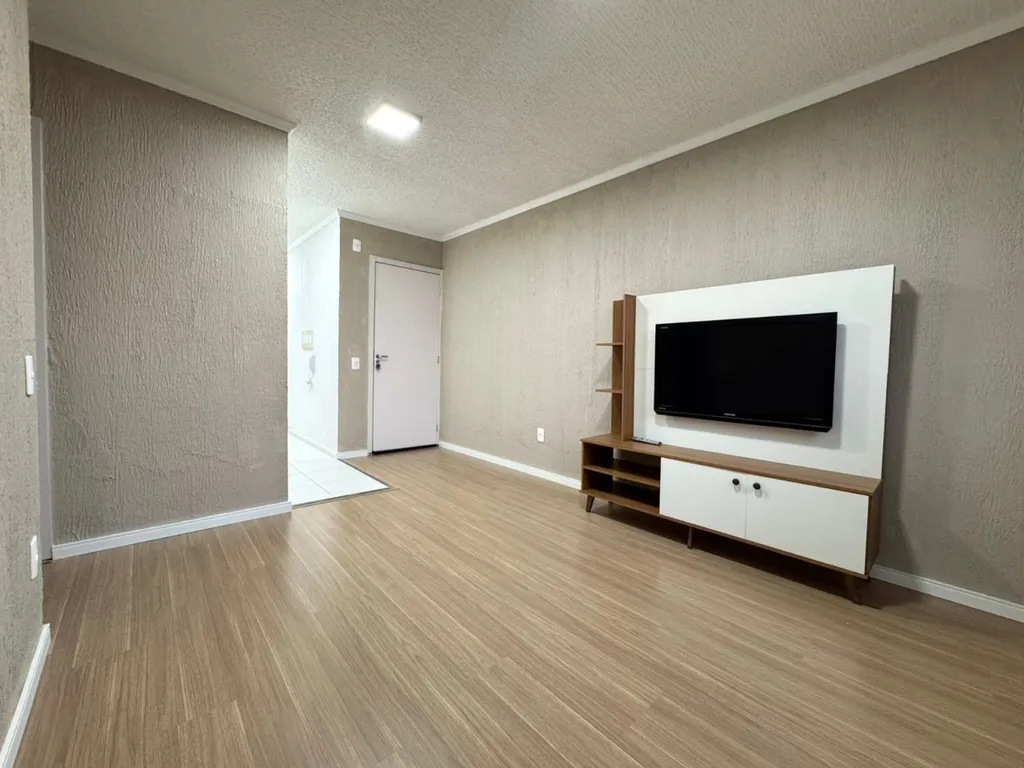 Apartamento com 41m², 2 dormitórios no bairro Passo das Pedras em Porto Alegre para Comprar