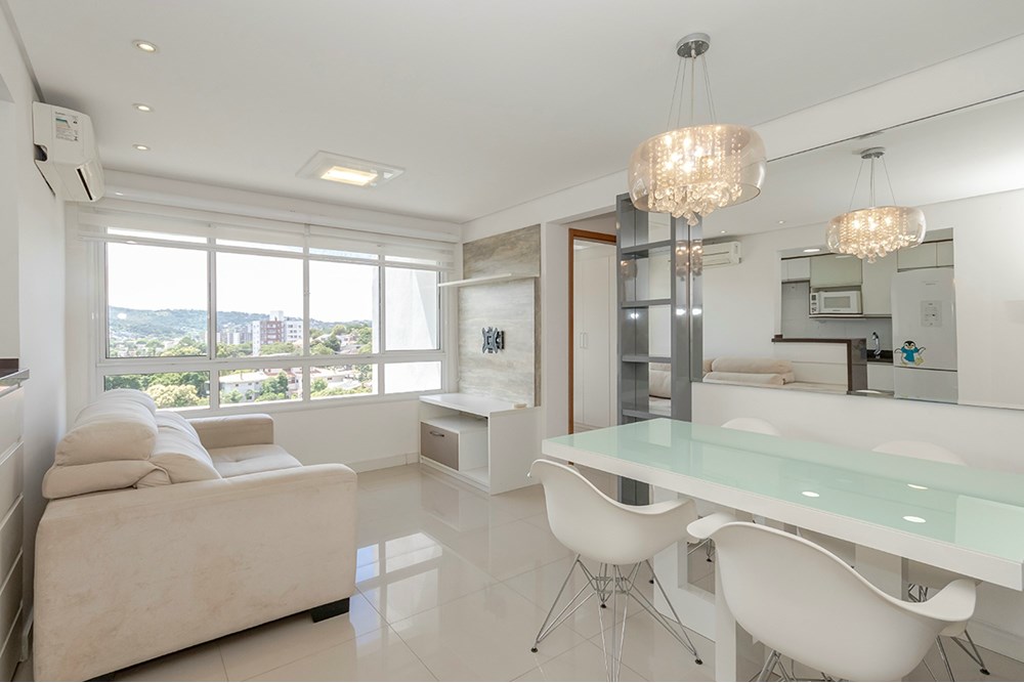 Apartamento com 54m², 2 dormitórios no bairro Tristeza em Porto Alegre para Comprar