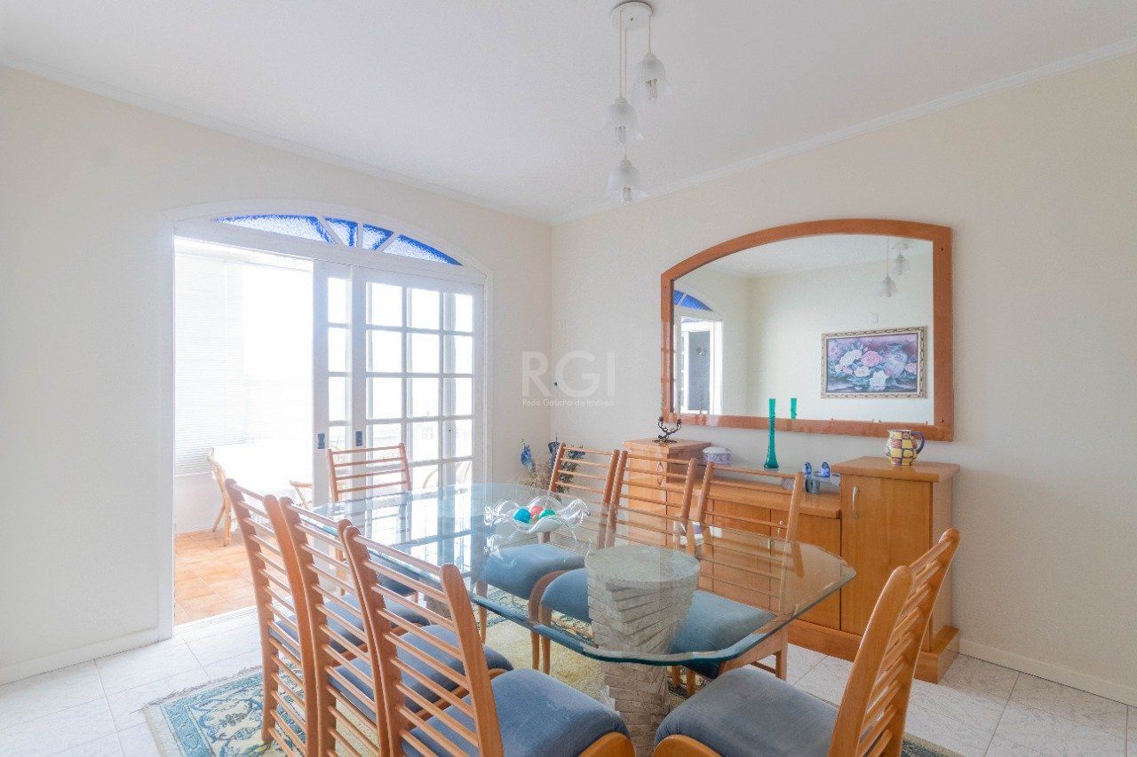 Casa, 3 quartos, 250 m² - Foto 4