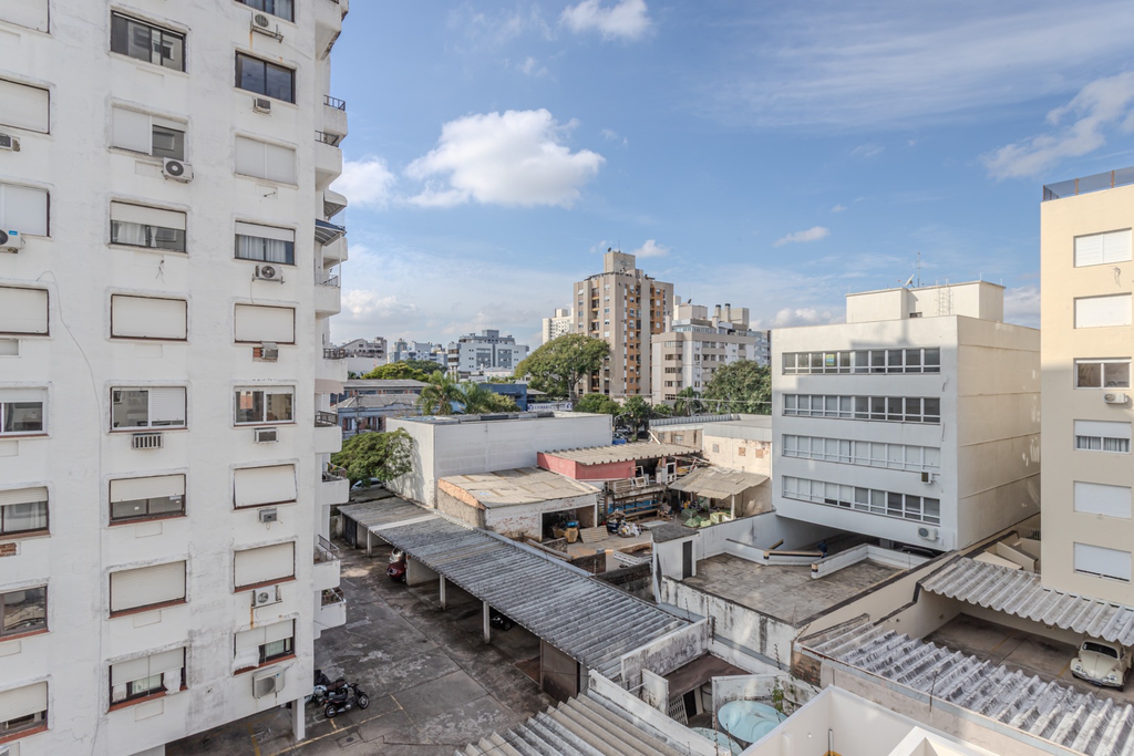 Apartamento com 62m², 2 dormitórios no bairro Jardim Botânico em Porto Alegre para Comprar ou Alugar