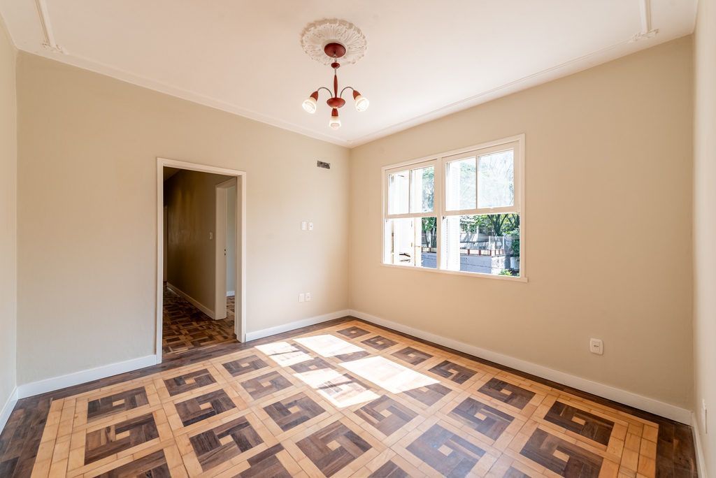 Apartamento com 86m², 3 dormitórios no bairro Bom Fim em Porto Alegre para Comprar