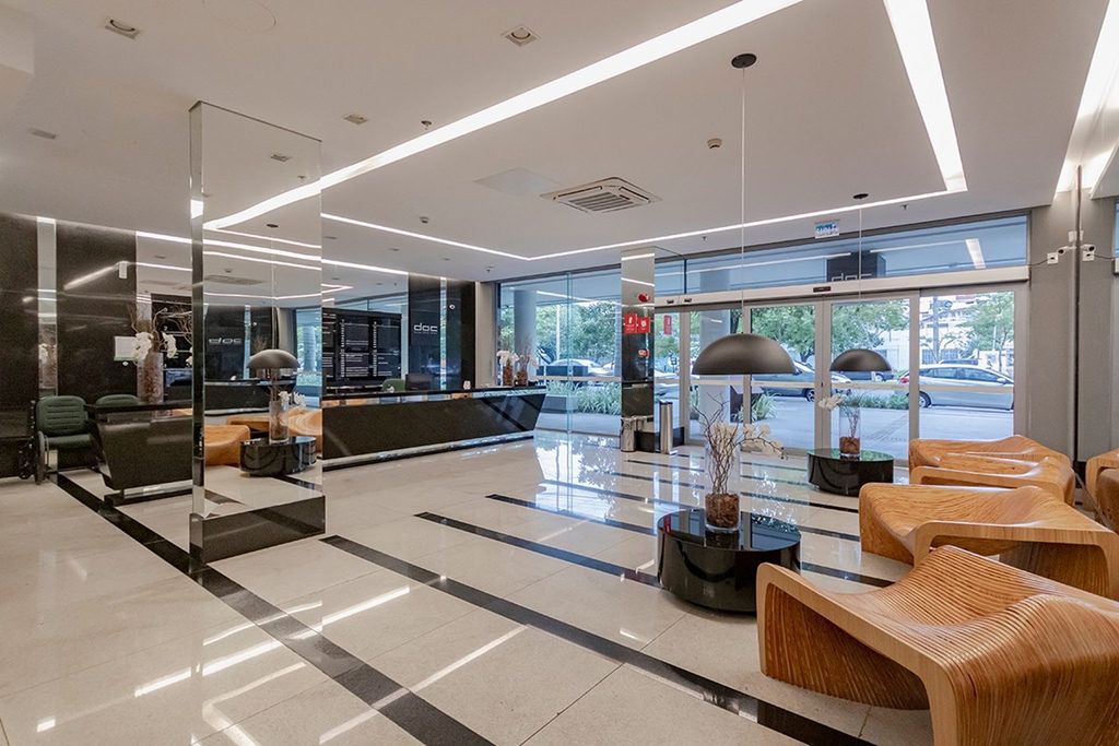 Sala Comercial com 35m² no bairro Santana em Porto Alegre para Comprar