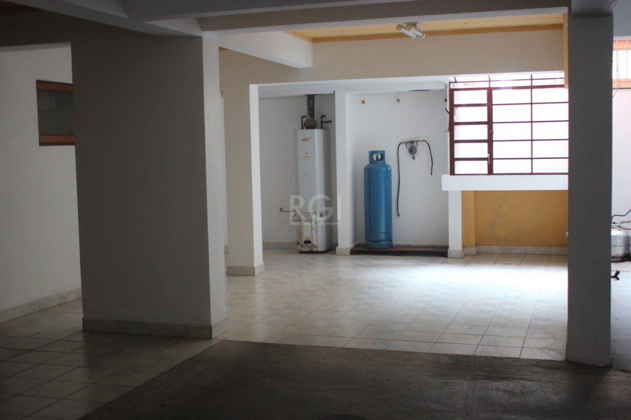 Casa de Condomínio à venda com 4 quartos, 379m² - Foto 33