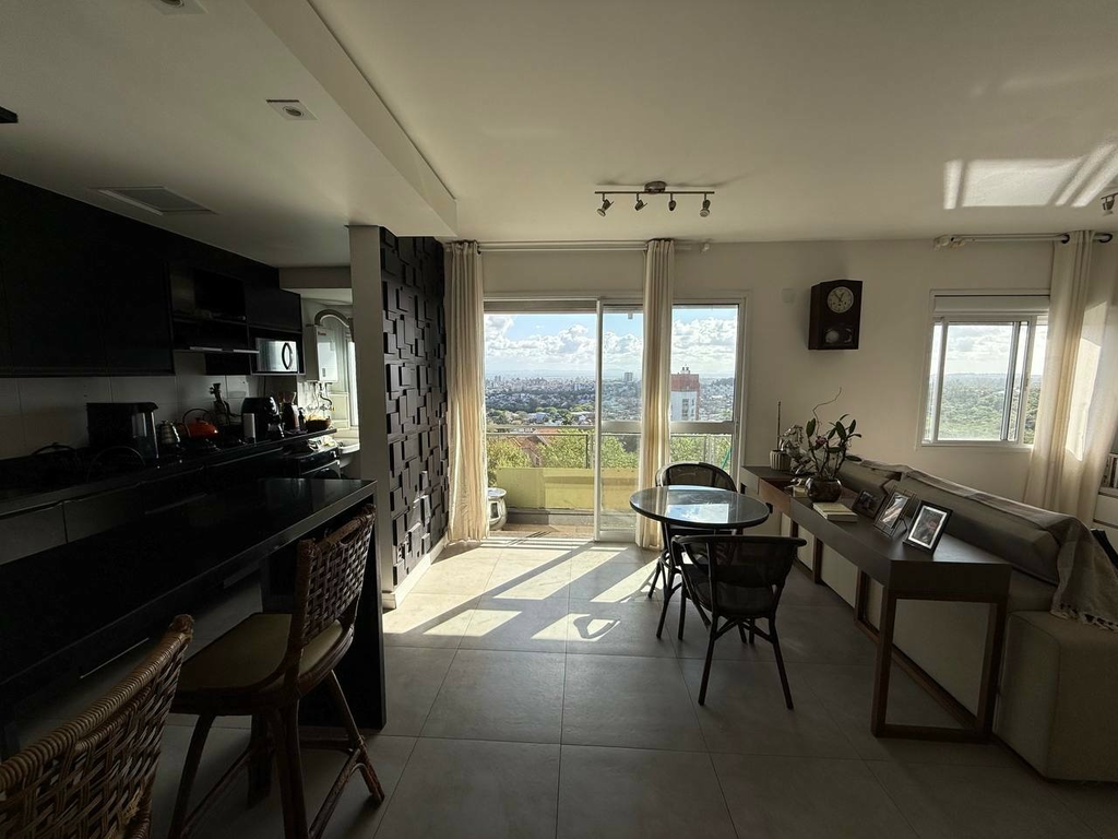 Apartamento com 64m², 1 dormitório no bairro Jardim Sabará em Porto Alegre para Comprar