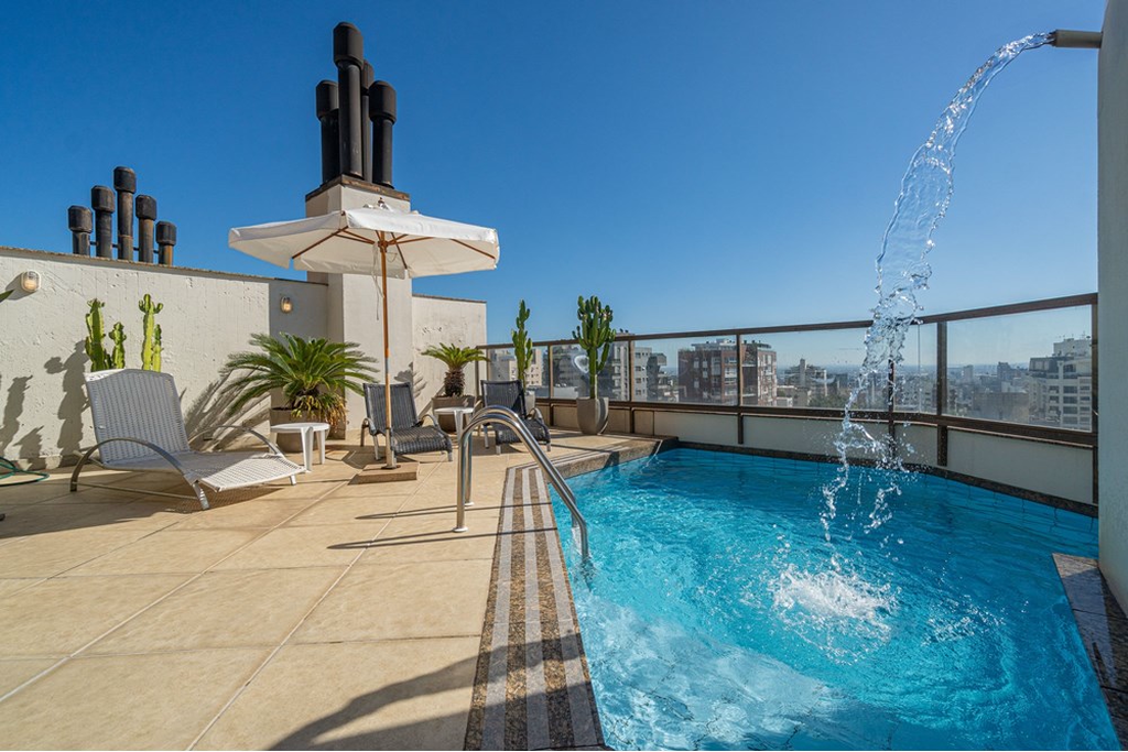 Cobertura com 305m², 4 dormitórios no bairro Bela Vista em Porto Alegre para Comprar