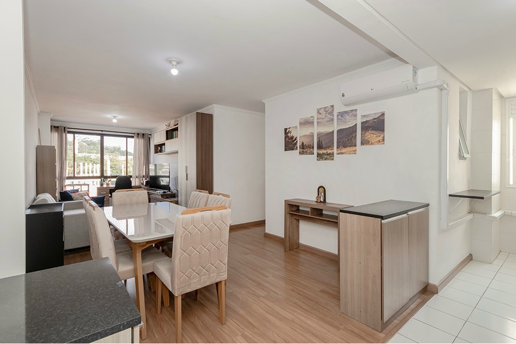 Apartamento com 84m², 3 dormitórios no bairro Jardim Carvalho em Porto Alegre para Comprar