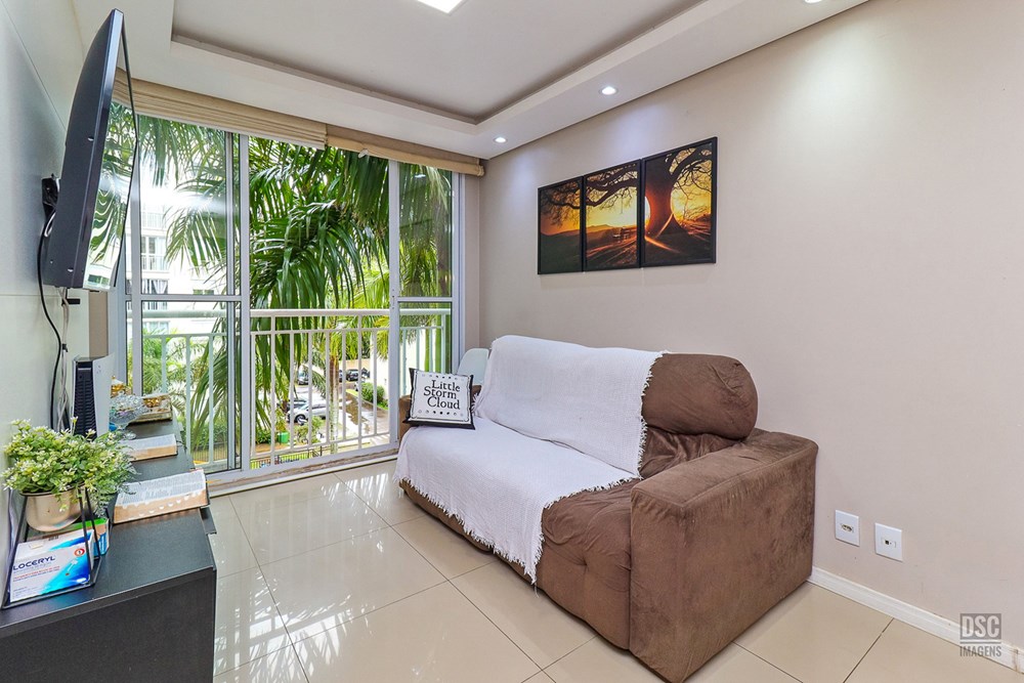Apartamento com 58m², 2 dormitórios no bairro Vila Nova em Porto Alegre para Comprar