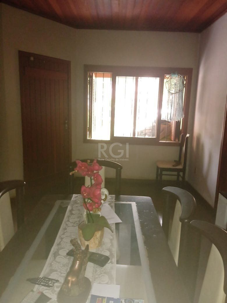 Casa à venda com 3 quartos, 219m² - Foto 6