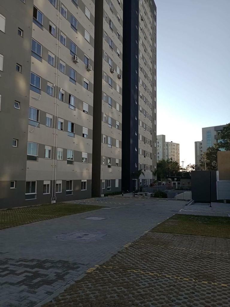 Apartamento com 44m², 2 dormitórios no bairro Morro Santana em Porto Alegre para Comprar