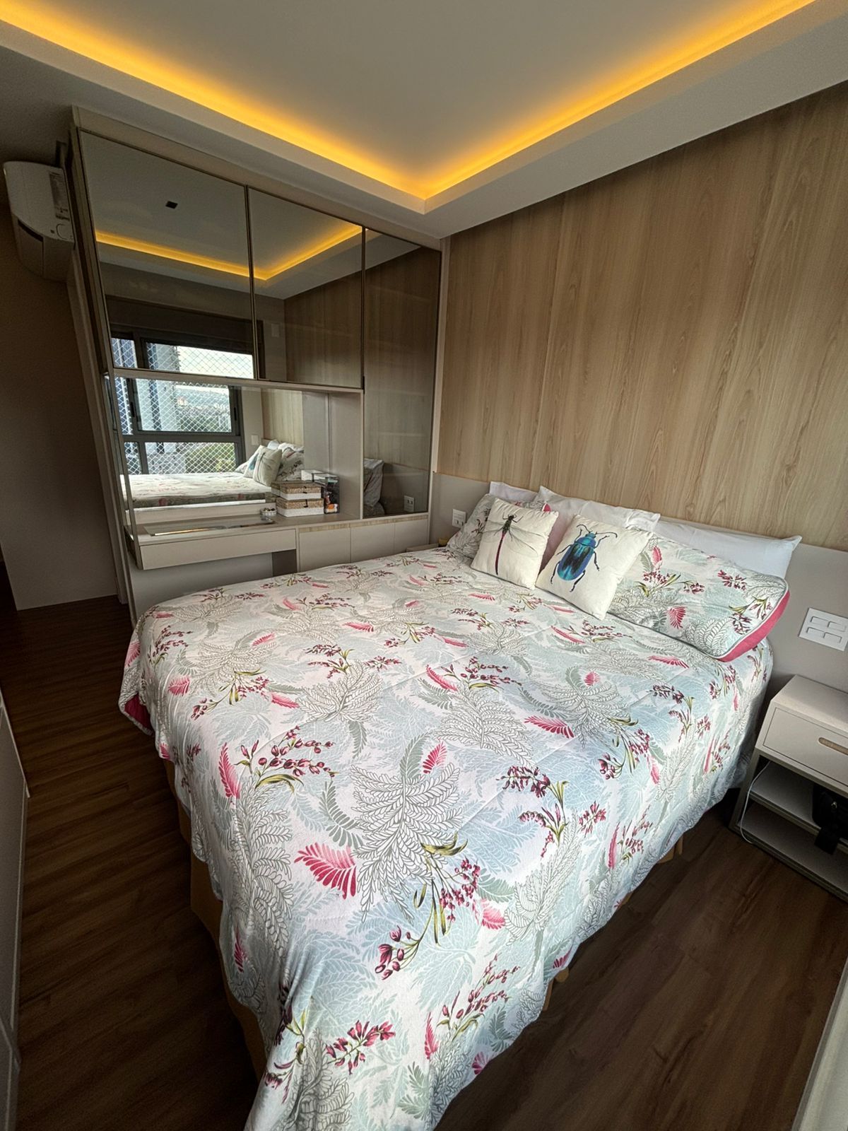 Apartamento à venda com 3 quartos, 123m² - Foto 11