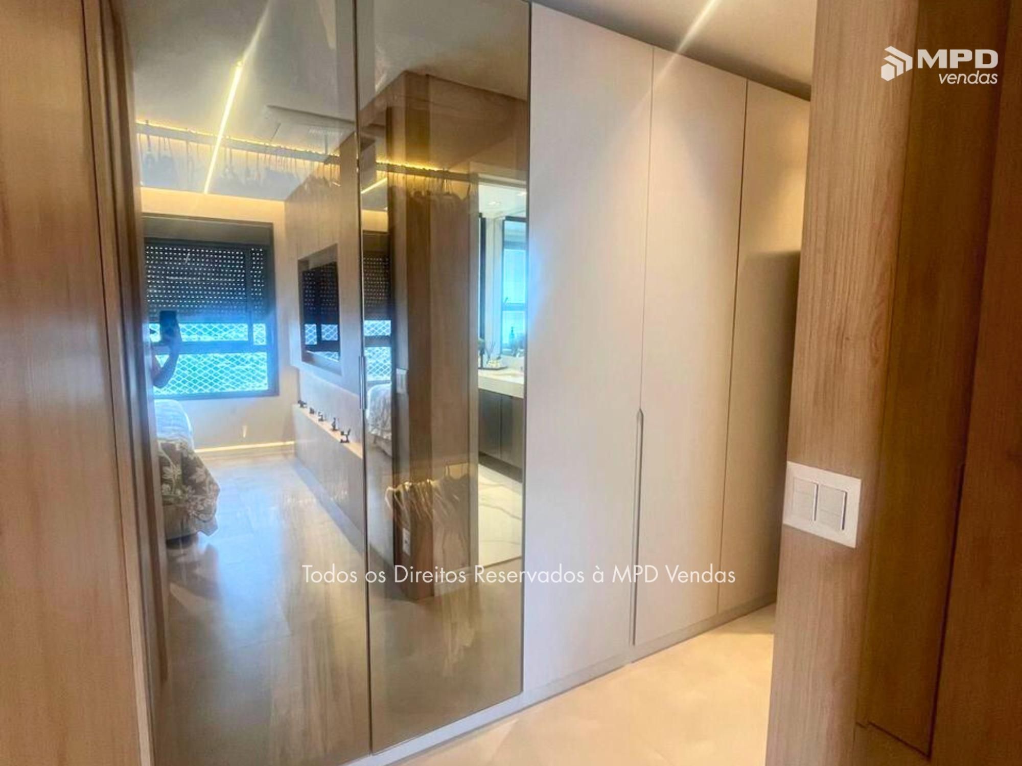 Apartamento à venda com 3 quartos, 180m² - Foto 17